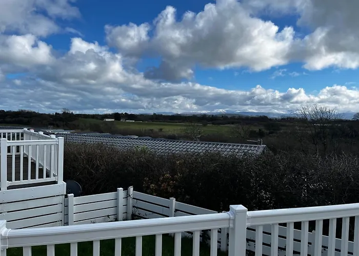 Ger-Y-Bwlch - Spacious Static On 5Star Site With Swimming Pool
